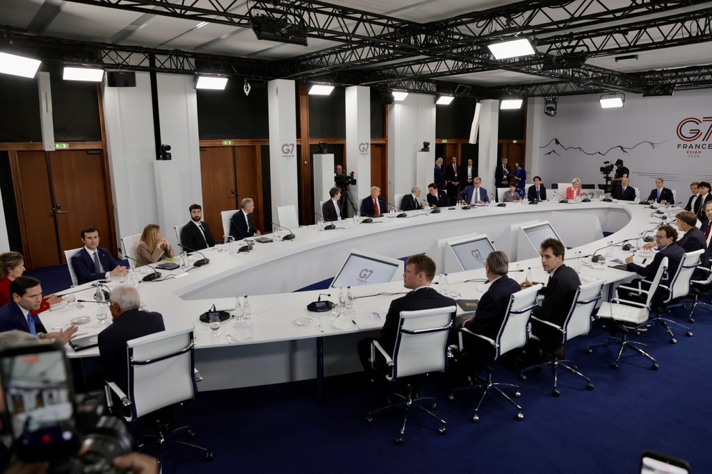 G7 프랑스 에비앙 2026 — 정상과 테크 리더들의 원탁 회의
