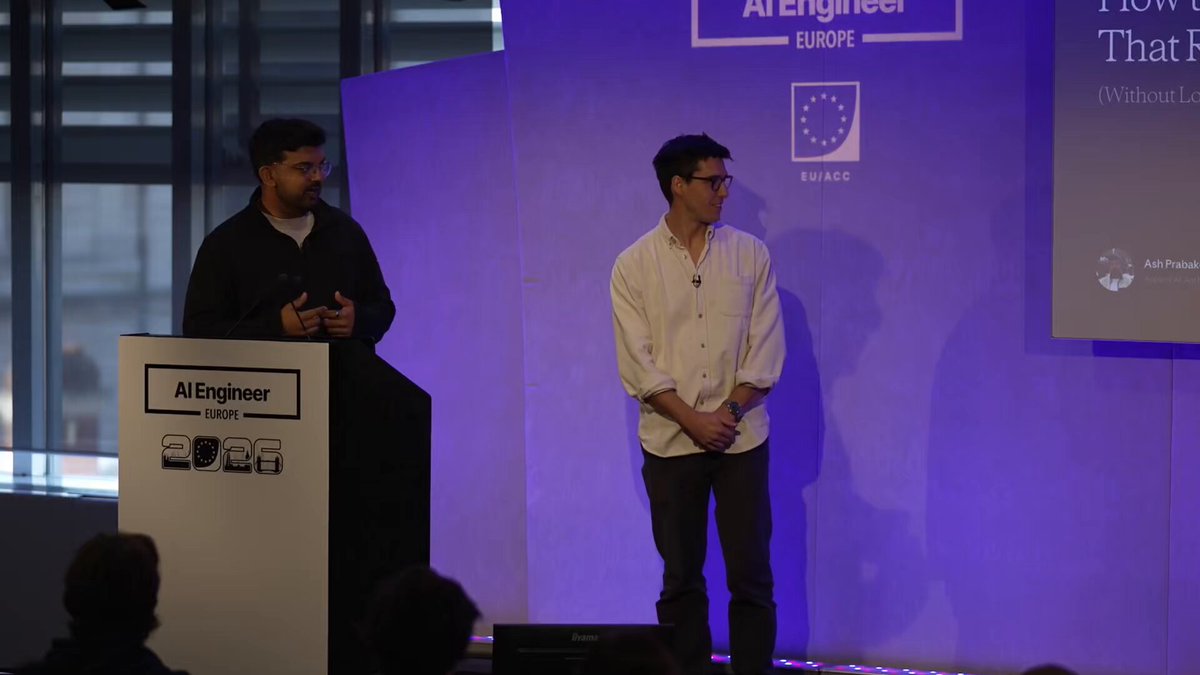 AI Engineer Europe 2026 무대에서 진행된 Anthropic의 '에이전트 루프' 발표 장면
