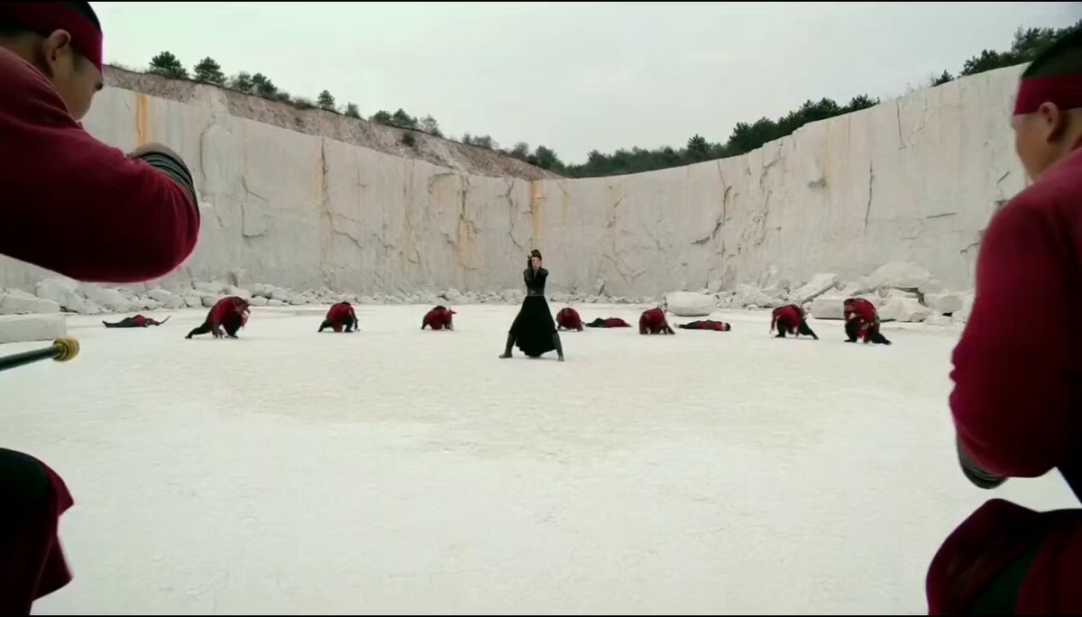 이용자가 공개한 격투 영상 표지